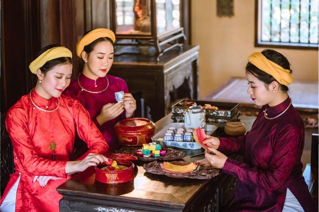 Capture the authentic charm of Vietnam’s cultural scene